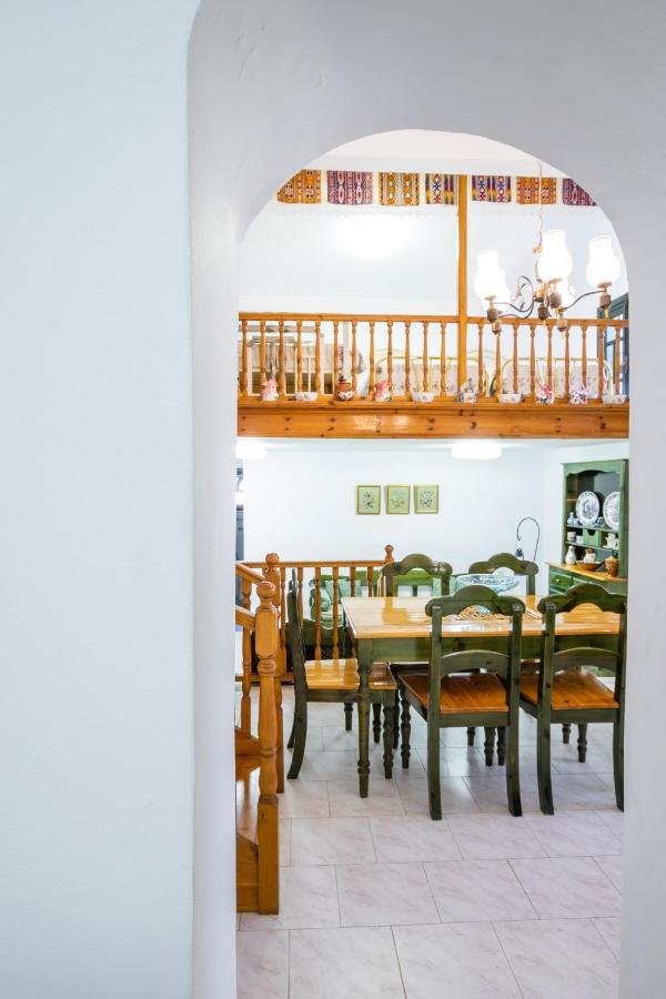 Mertonas Villa Kirá Panajá Kültér fotó